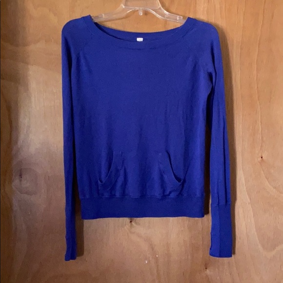Lululemon wool-blend sheer sweater sz 6 💙 - Picture 1 of 4